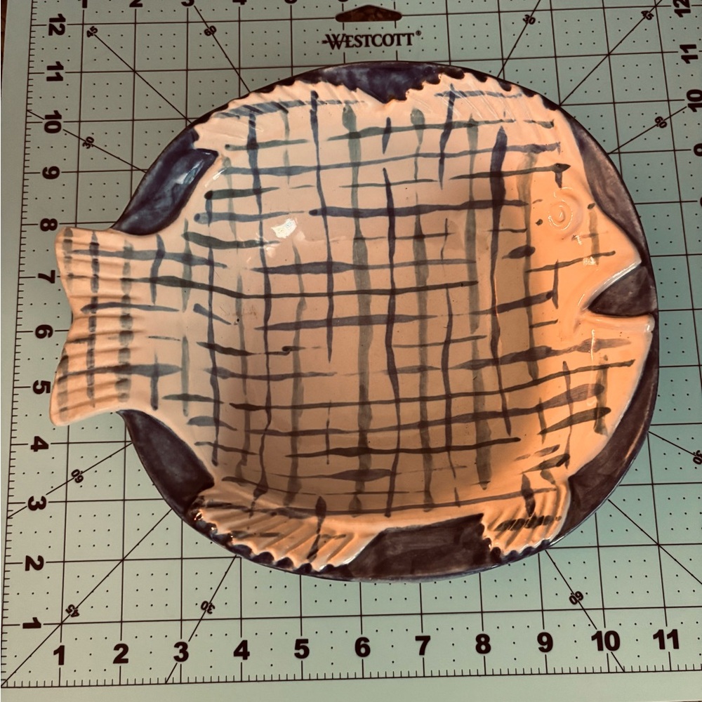 Hand-crafted Fish-Shaped Ceramic Bowl - Blue and Cream